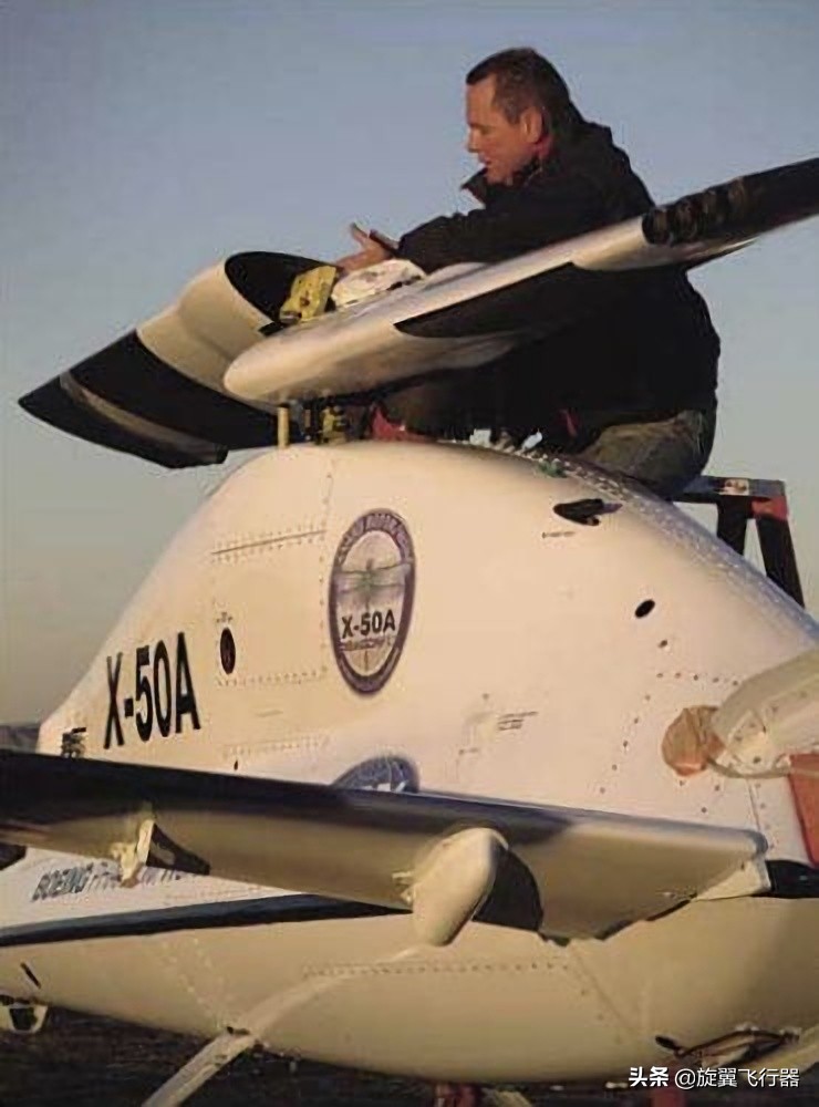 鸭式布局、停转旋翼、桨尖喷气，黑科技满满的波音X-50A试验机