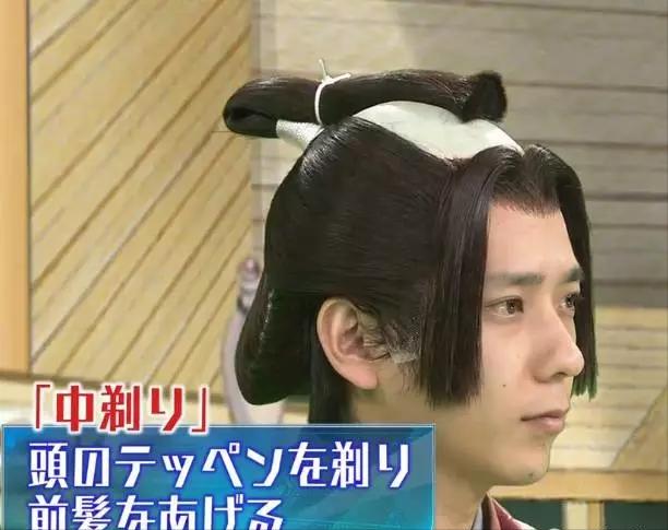 小栗旬日式头发,日版小栗旬发型