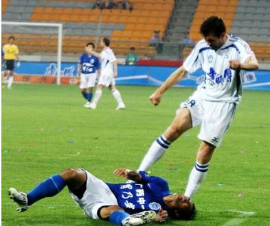 中国打造的功夫足球现状,关于中国功夫的资料