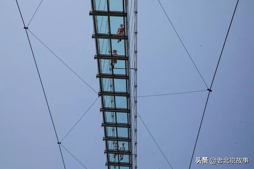 北京有几座大峡谷和玻璃栈道,北京周边竟藏着一个绝美古镇