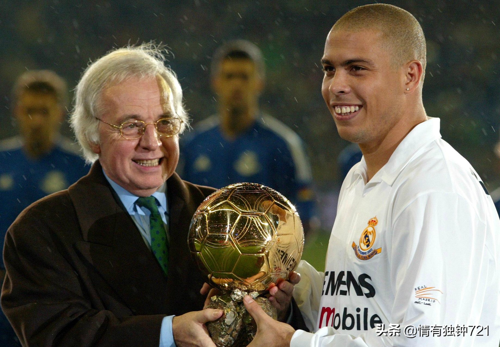 绝代双骄梅西c罗纪录片,历届金球奖得主梅西