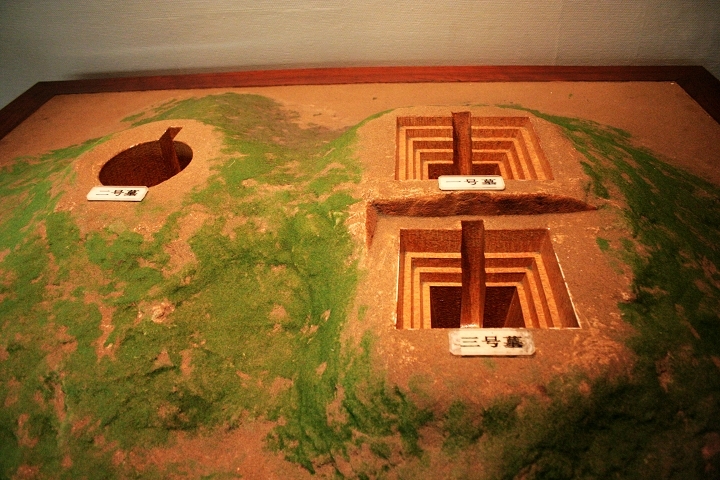 建筑工地挖出鬼火,地下冒绿光挖出的东西