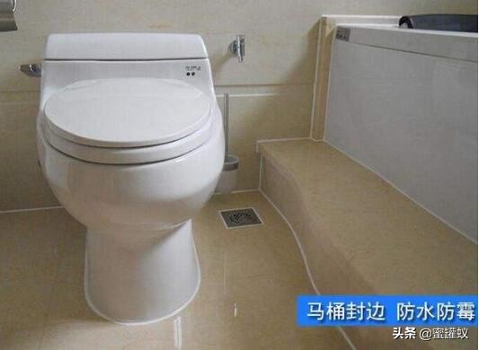 马桶的排气孔散发臭味怎么办,天一热马桶就散发臭味