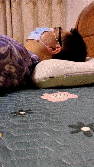 薄枕头睡觉专用测评,连体枕头测评