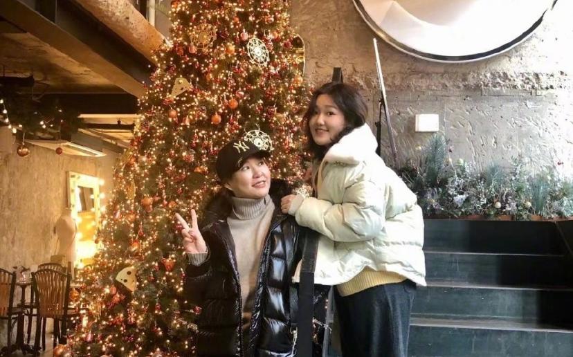 在家防疫也出问题？主持人李静误服医用酒精，立即发文叮嘱粉丝