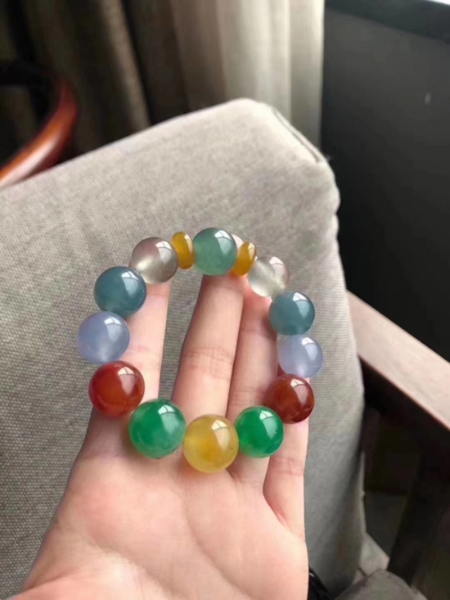 翡翠文化发源地是哪里,翡翠文化的起源和历史