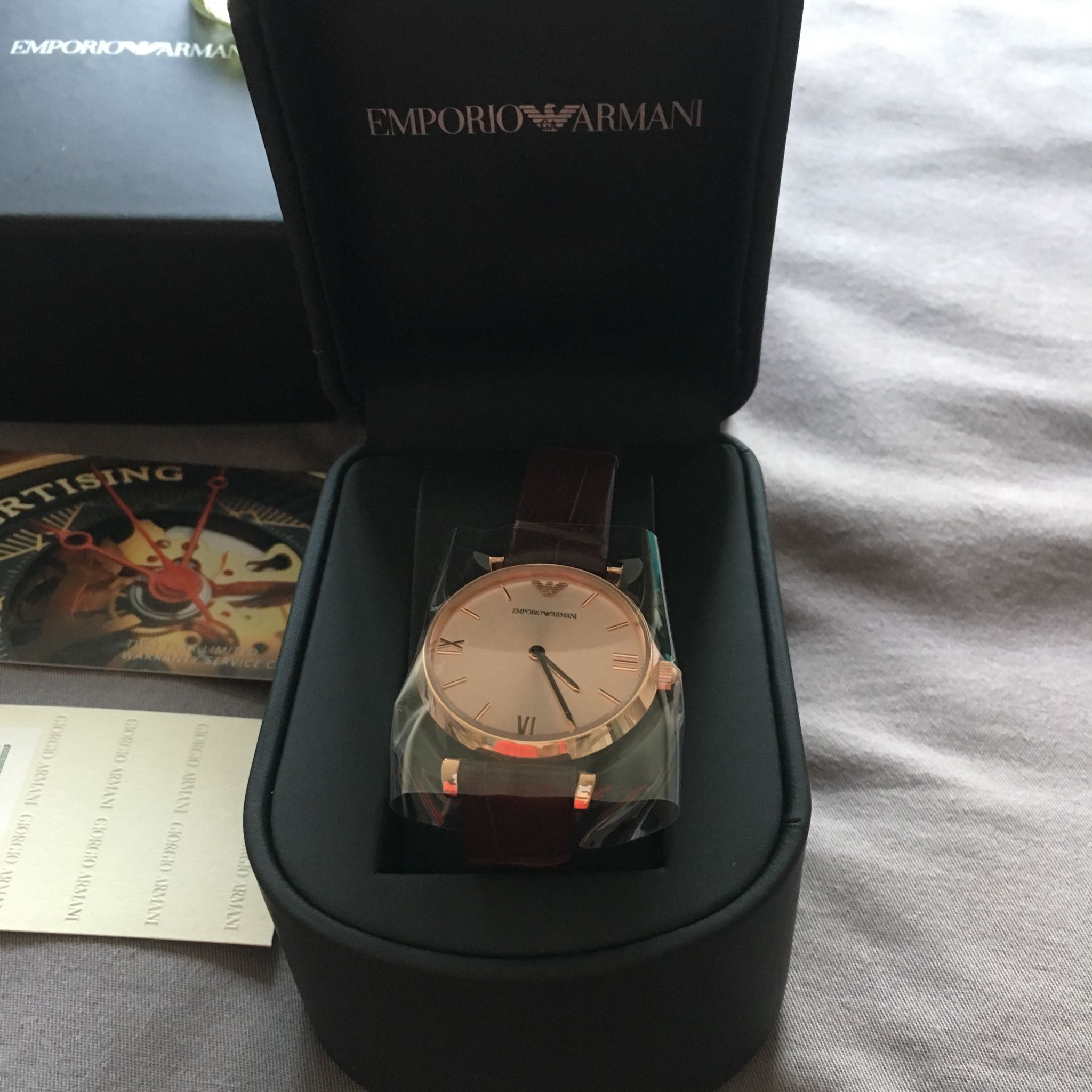 阿玛尼女士手表官方表带,阿玛尼手表怎么样