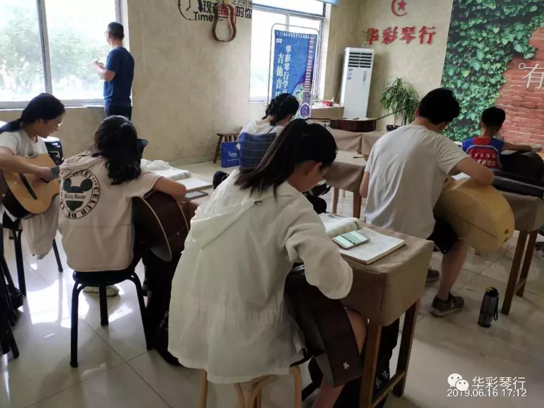 中高考声乐培训,中高考艺术生声乐培训