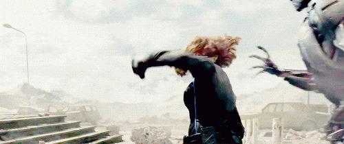 拒当纸片人！影视剧中那些美出天际的丰满女神