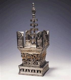 跟西湖有关的雷峰塔故事和信息,雷峰塔故事原版