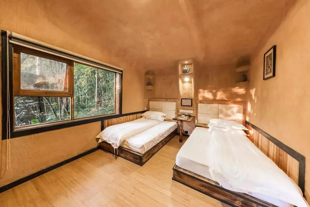 鑻卞痉涔濆窞椹跨珯鏍戜笂娓╂硥鏅偣,鑻卞痉涔濆窞椹跨珯鏍戜笂娓╂硥鎴夸环