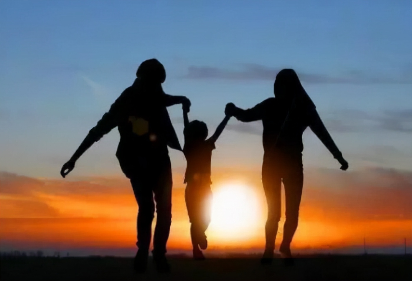 对待父母的态度就是你一生的运气,对待父母的态度就是你一生的风水