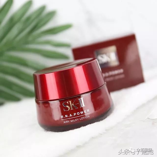 怎么那么多人喜欢led汽车大灯呢,skii小灯泡为什么那么好用