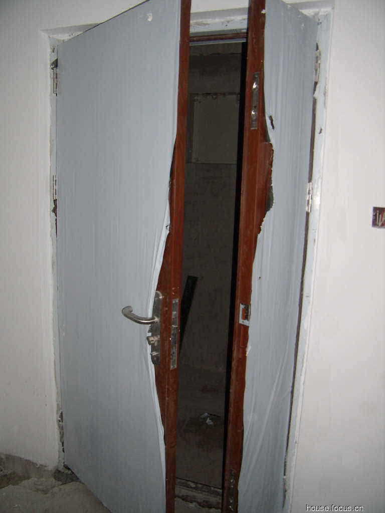 交房了房子乱七八糟可以退吗,新房子装修开发商的什么可以换掉