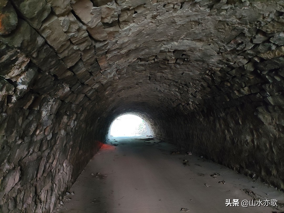 徒步米仓古道的感受,徒步石家庄大峡谷