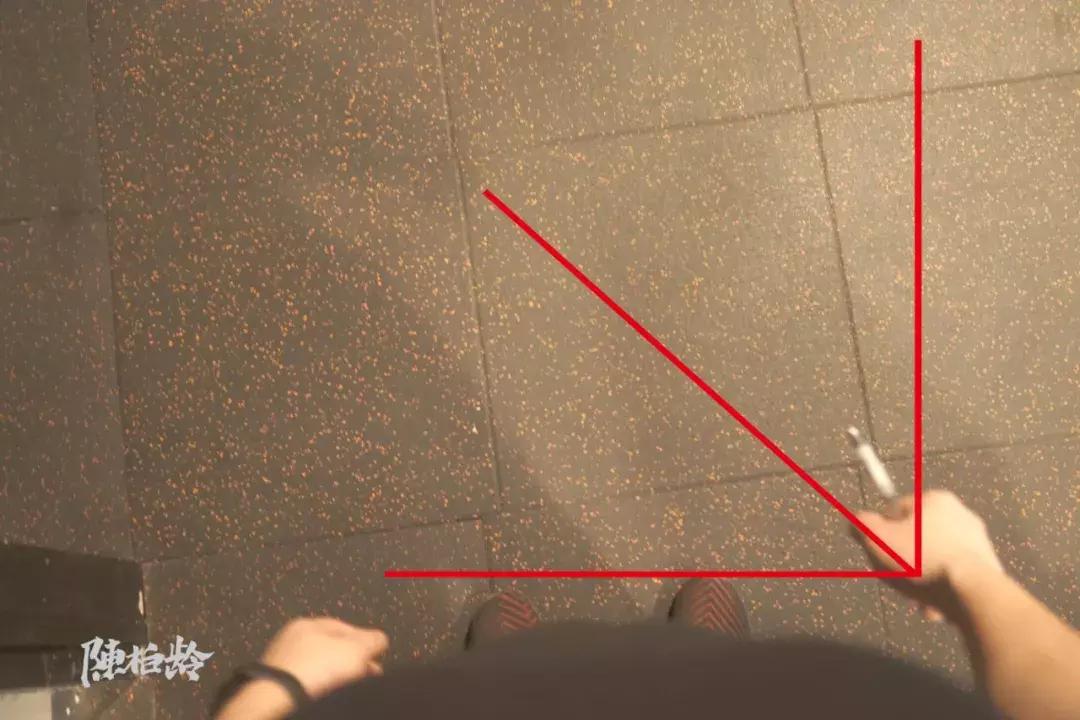 圆肩矫正动画,圆肩体态矫正训练