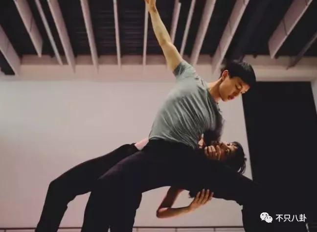 不是吧！神仙爱情里居然吃出了狗血三角恋瓜？