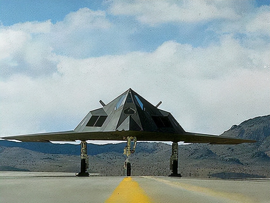 夜鹰复活,f117夜鹰飞机