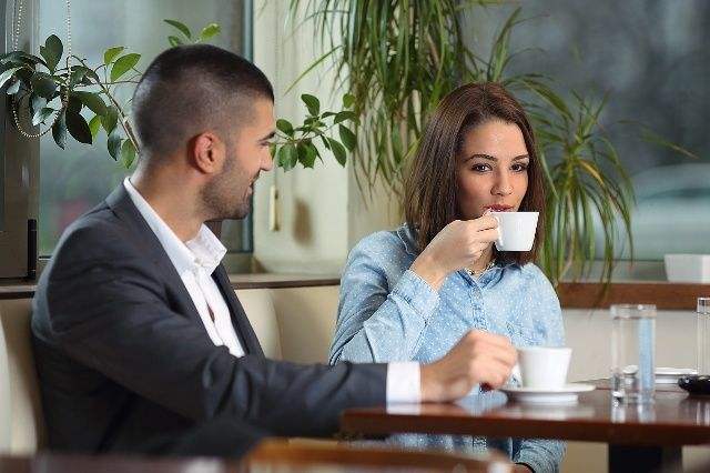 同事私下聚餐唯独不叫我怎么办,同事聚餐唯独没叫我