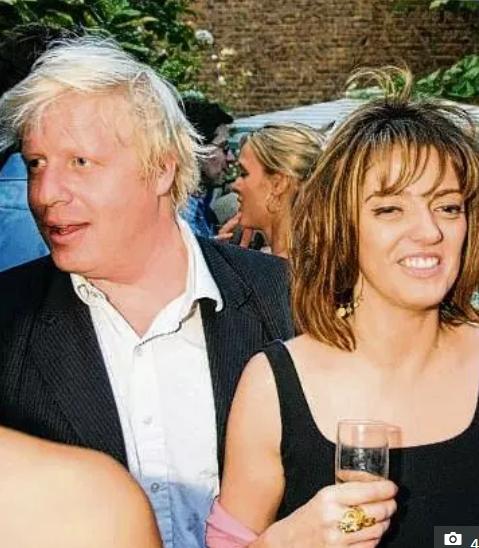 鲍里斯事件,鲍里斯离婚