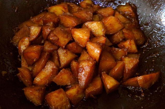 土豆如果不会切怎么更好吃,土豆怎么切丝做着好吃