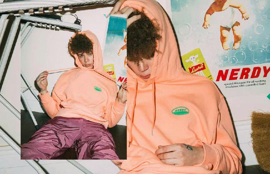 姜丹尼尔泫雅灿烈等爱豆最爱的潮牌，400块就能到手