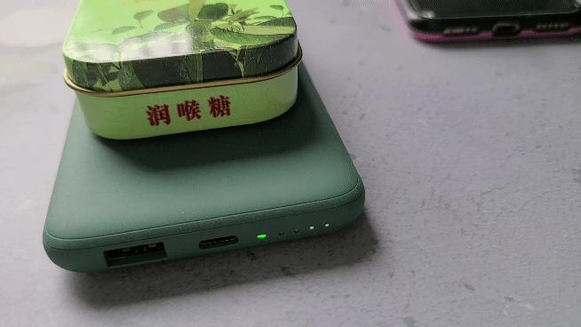 麦多多苹果充电器测评,麦多多移动电源10000