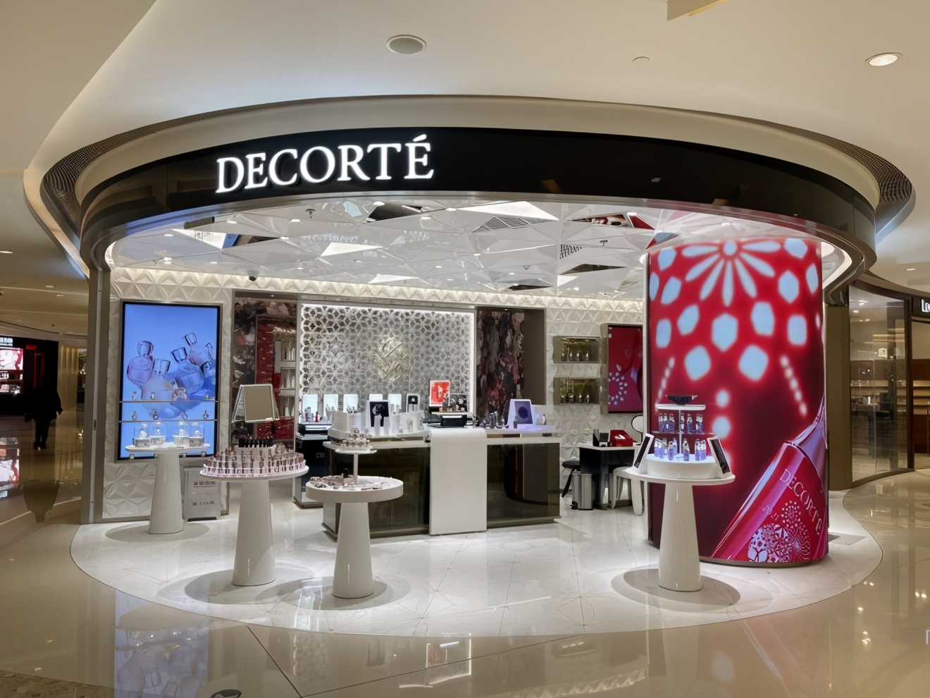 上海陆家嘴全国最繁华的商圈,上海顶级商圈商场