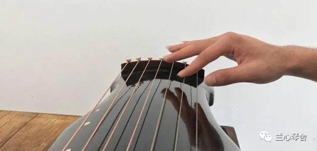 古琴入门每日必练指法,古琴入门教学挑和勾指法