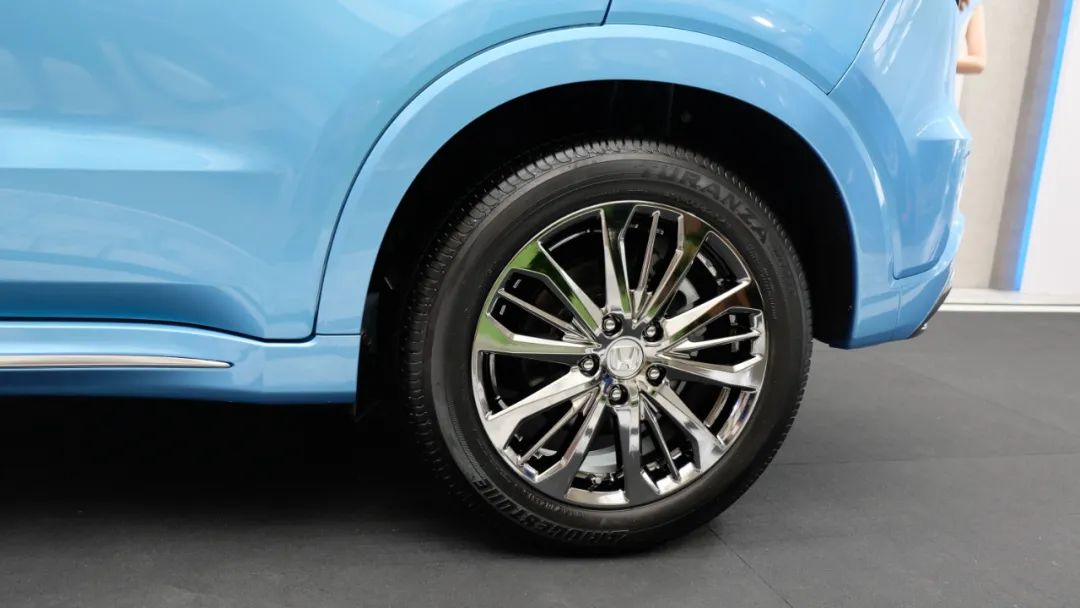 新车实拍|星空顶/潮流套件，这还是你想象中的新缤智吗？