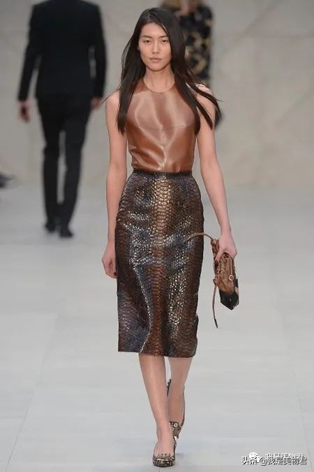 巴宝莉不走寻常的服装,巴宝莉潮流服装