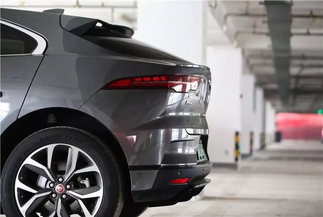 捷豹suv车型i-pace,捷豹纯电i-pace测试