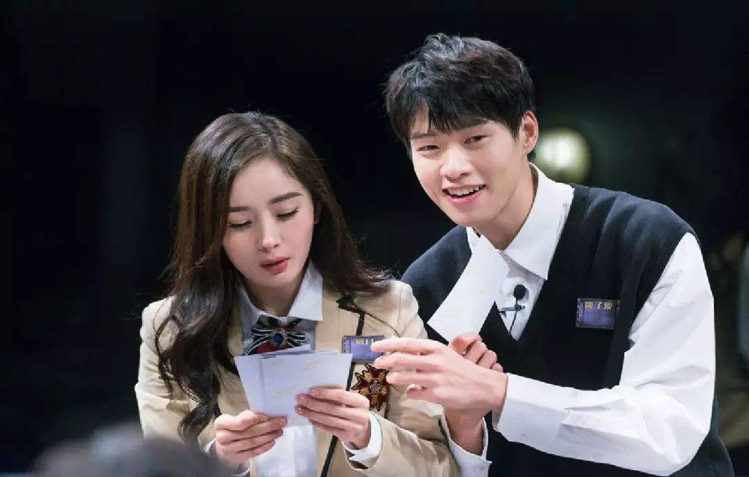 魏大勋杨幂拥抱视频,魏大勋谢娜应采儿杨幂