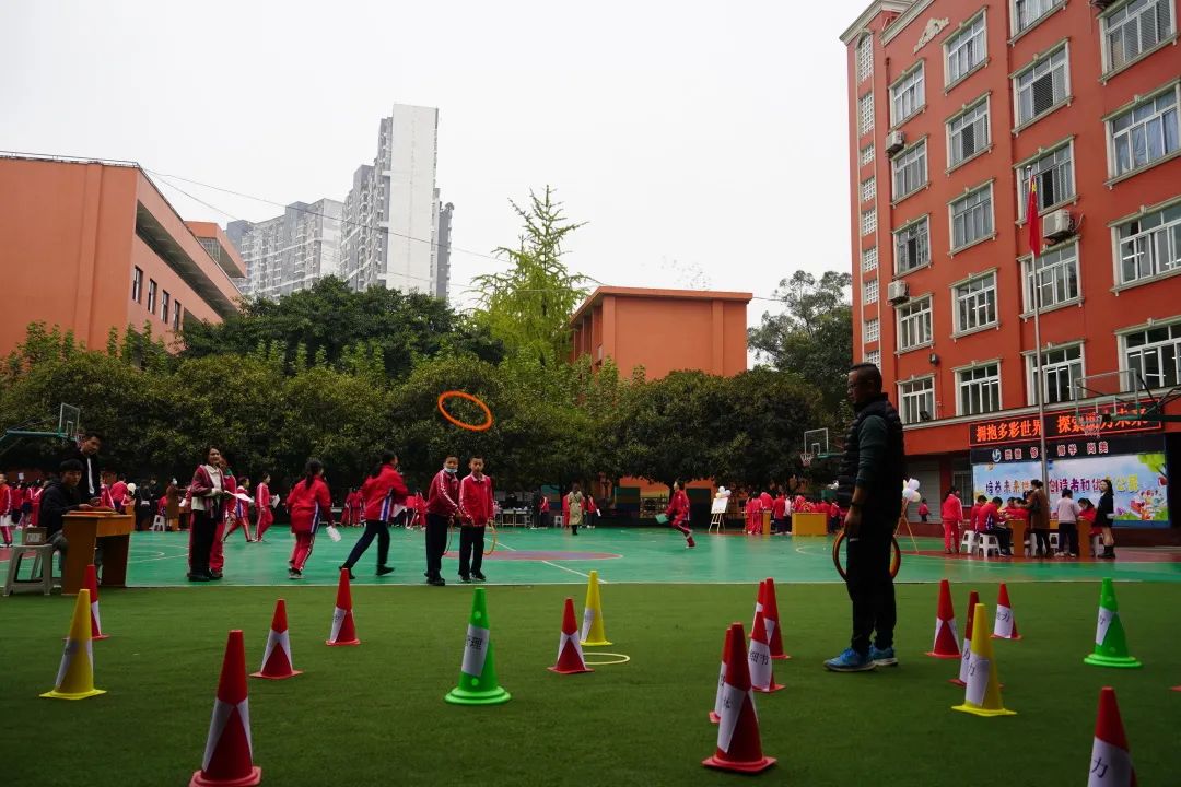追梦,从新世纪外国语开始!小学职业规划教育,照亮孩子人生航途