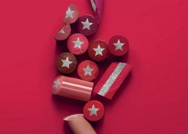 请说一下今年彩妆最好用的单品,新年必备的彩妆产品有哪些