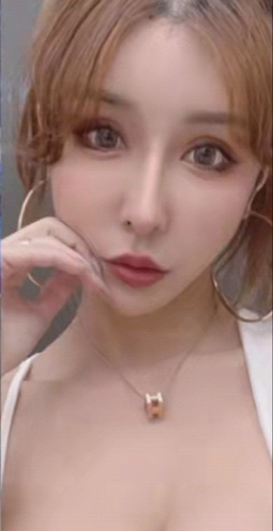 自曝整容经历网红,网红疯狂整容最后脸烂在手术台上