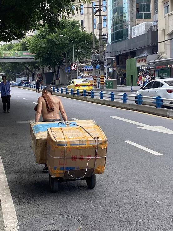 重庆朝天门购物攻略,重庆朝天门平价购物的地方