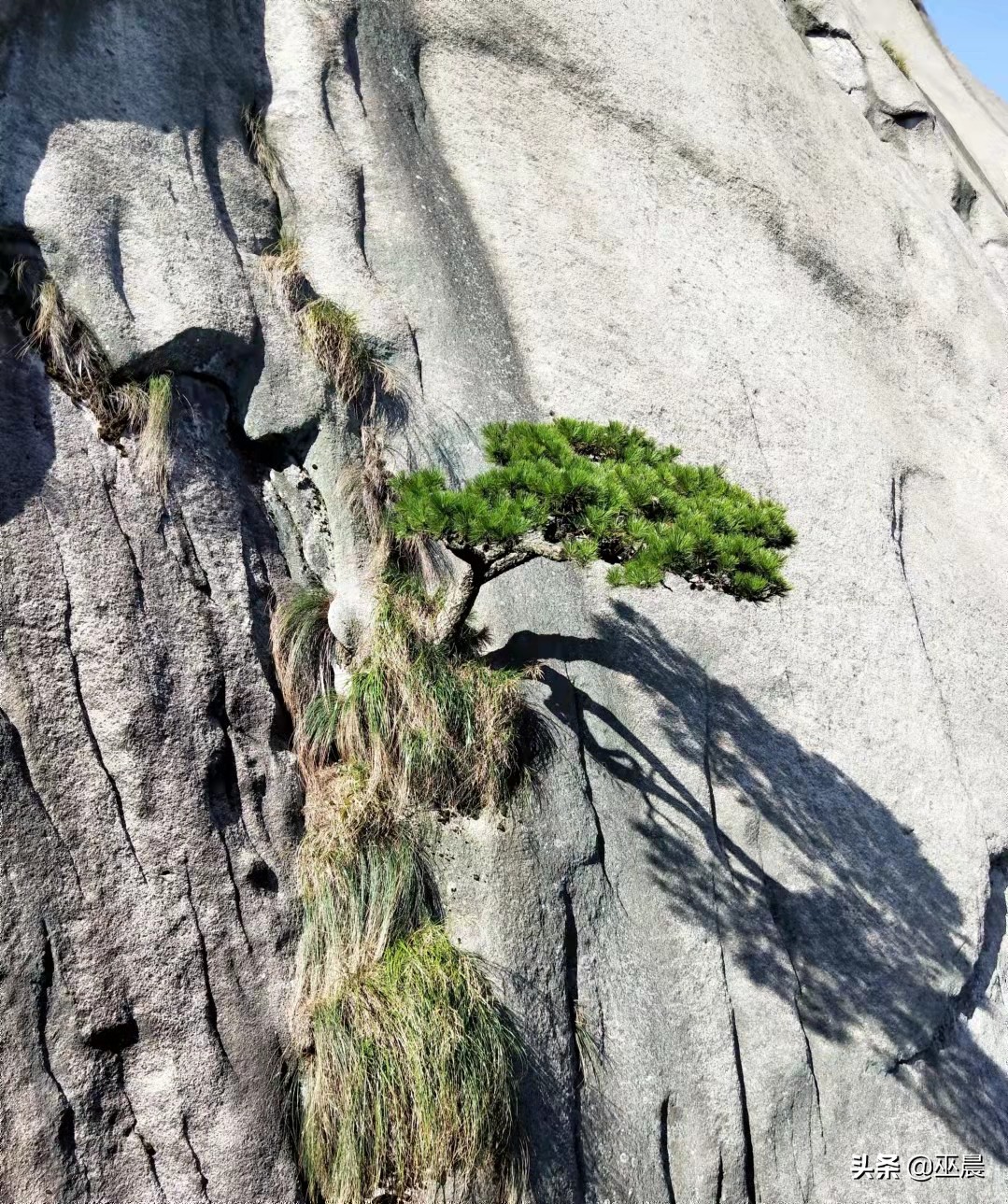 天柱山摩崖石刻的介绍,天柱山三河古镇二日游