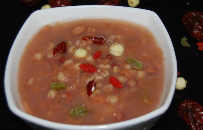 早上来一碗营养美味又健康,易消化的养胃八宝粥