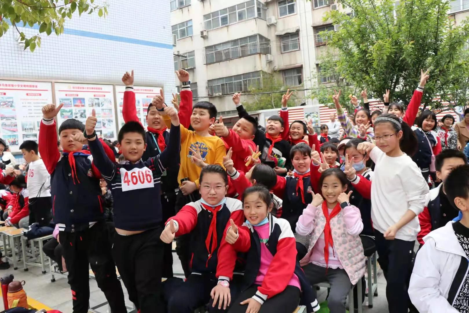 快乐运动健康成长学生感悟,快乐运动健康生活趣味运动会