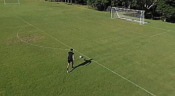 足球射门入门基础篇,足球射门技术由哪三个部分组成