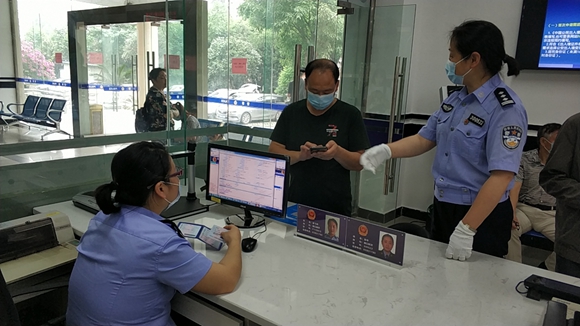 重庆九龙坡车辆年检咨询,重庆市九龙坡区车辆年检站在哪里