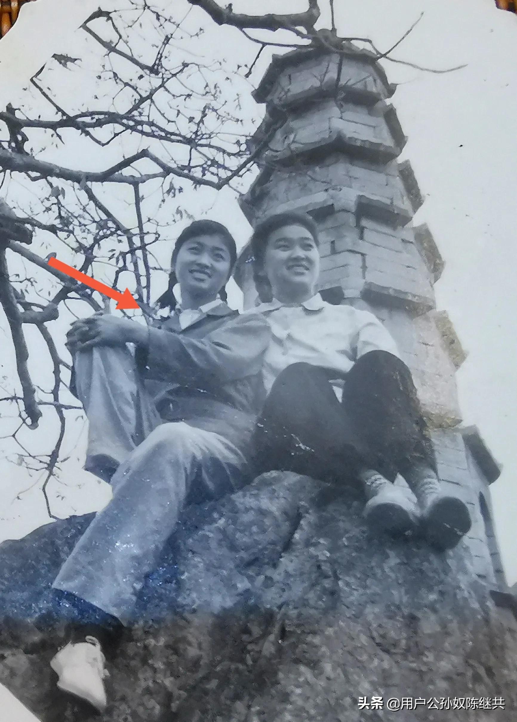 恩师冯水国先生灿烂天堂：文史收藏家琴心剑胆！蜡炬成灰泪始干…