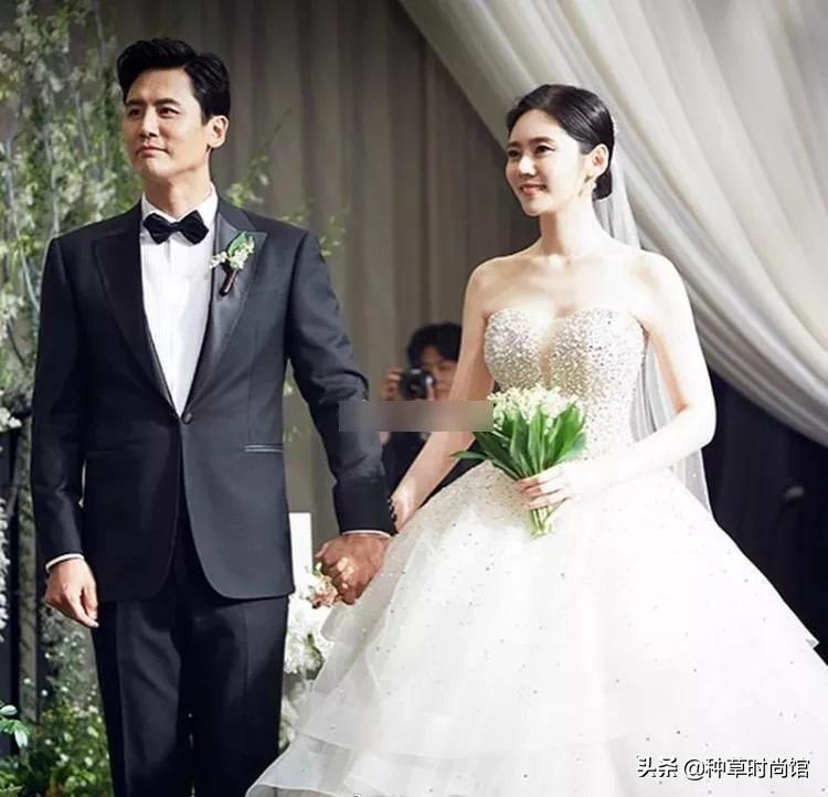 各大明星结婚的婚纱,2019明星婚纱