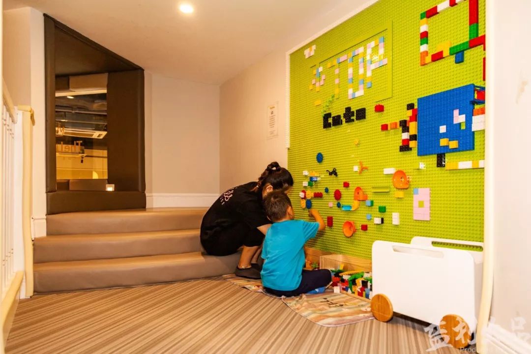 大连童话城堡,大连和平广场乐园