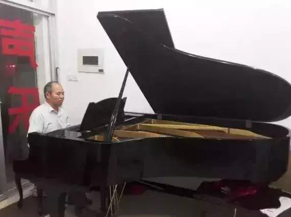 连城沈家楷“波兰留学归来”任教于艺海