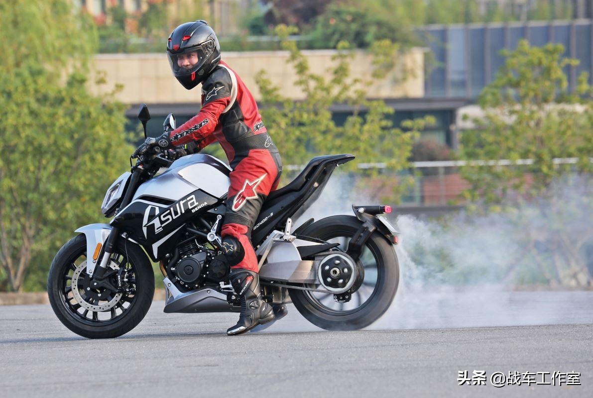 奔达阿修罗400cc街车曝光,奔达阿修罗400评测视频