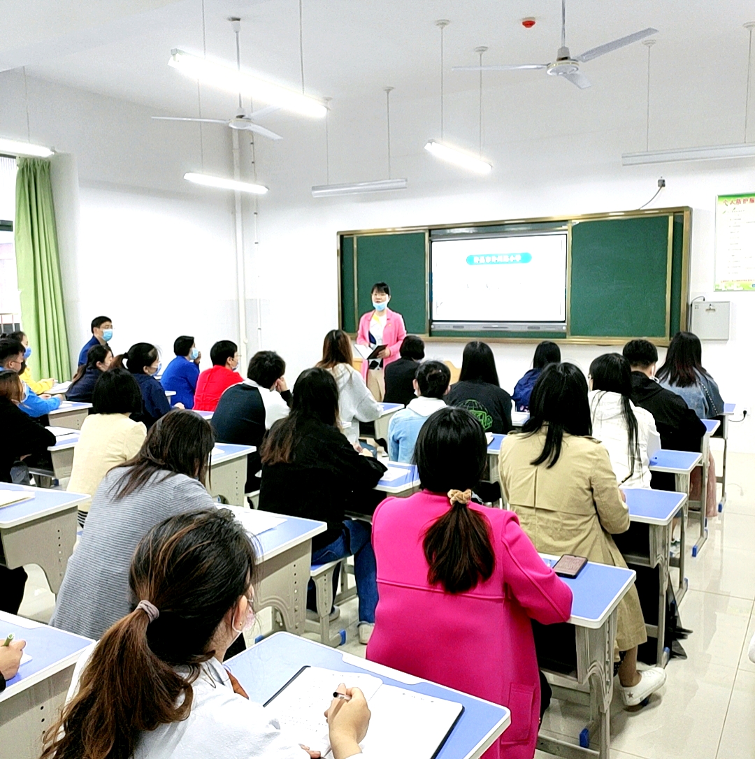 许昌许州路小学视频,许昌东区新时代精英学校