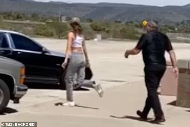 超模肯豆秀,超模肯豆布克