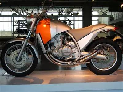 国外意大利摩托车博物馆,古典摩托车博物馆